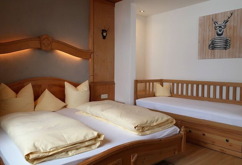 Апартаменты 1 Спальня с Балконом, Zomm In Seefeld