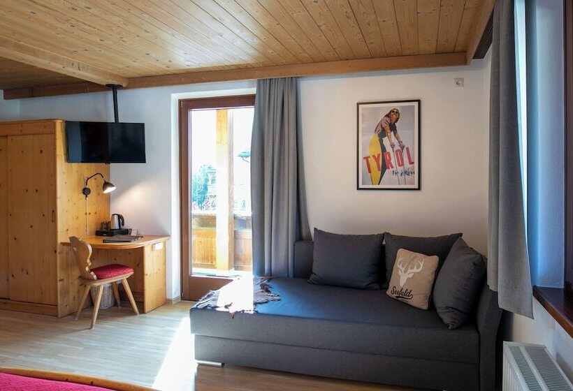 Номер Deluxe с Балконом, Zomm In Seefeld