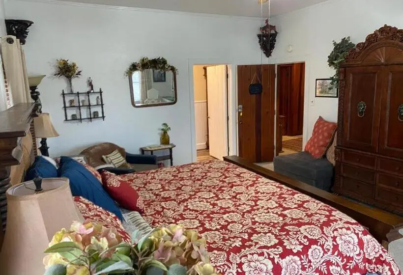 Standard-huone King-vuode, Live Oak B&b