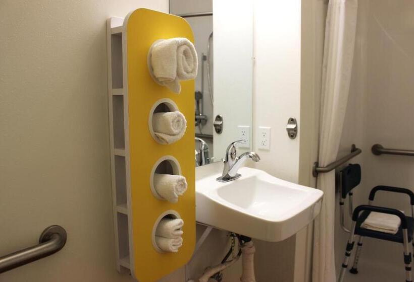 غرفة قياسية لذوى الاحتياجات الخاصة, Motel 6 Rexburg, Id