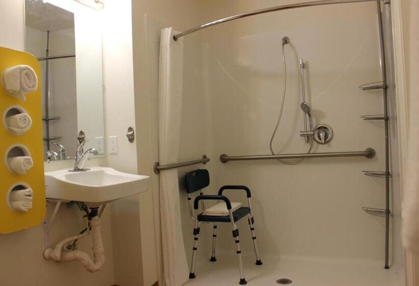 غرفة قياسية لذوى الاحتياجات الخاصة, Motel 6 Rexburg, Id