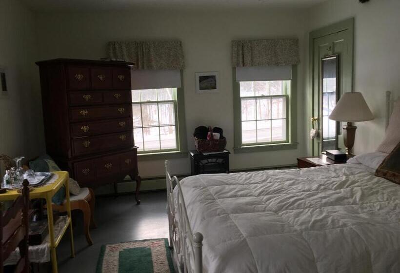 اتاق لوکس, Timber Post Bed & Breakfast