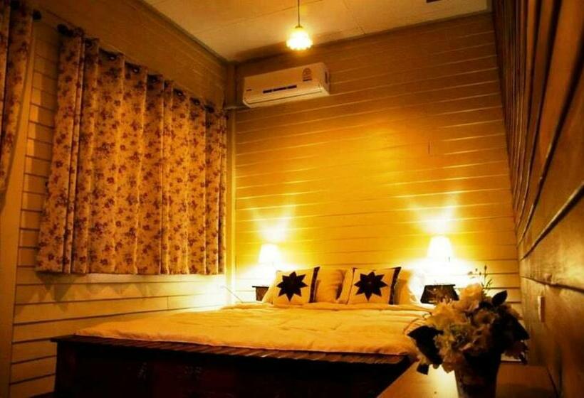 غرفة قياسية, Ban Boonchu