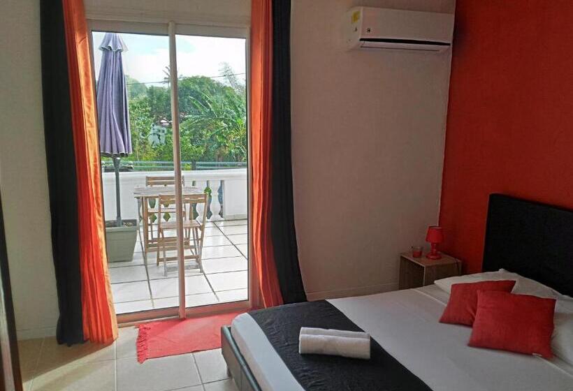 اتاق استاندارد با چشمانداز استخر, La Villa Du Bassin