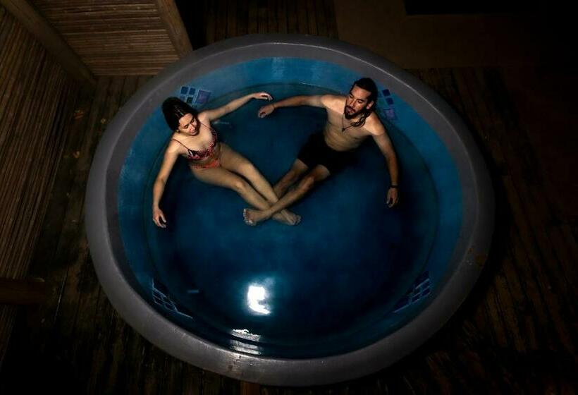 غرفة قياسية, La Casa De Carlitos