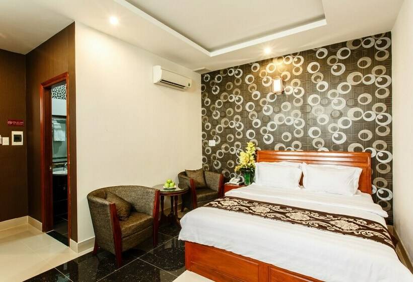 اتاق سوپریور, Long Bao Chau