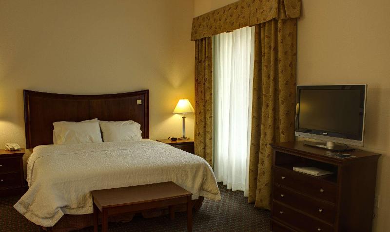 اتاق سوپریور, Long Bao Chau