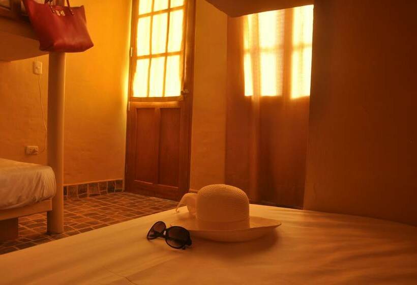 اتاق استاندارد چهار تخته, Punta Sal Bungalows