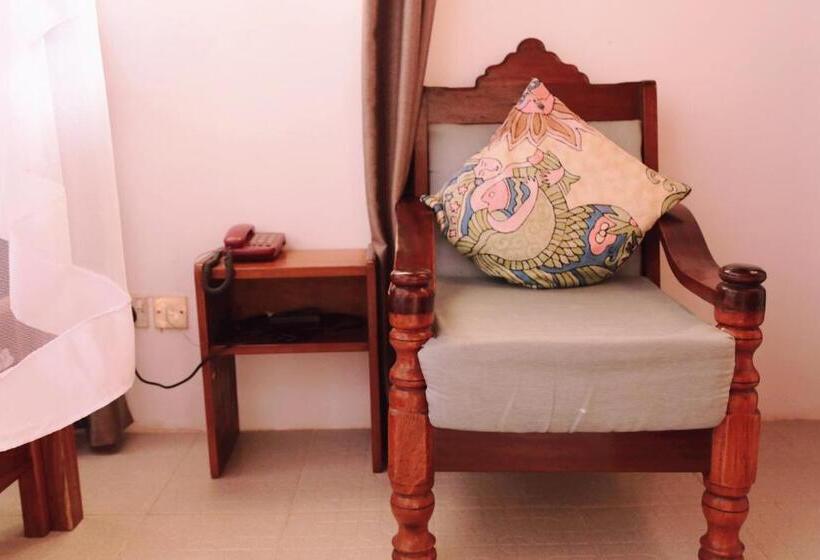 수피리어 룸, Shangani