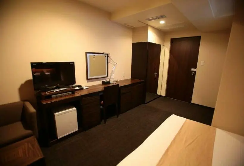 ダブルベッドのベーシックルーム, International Hotel Ube