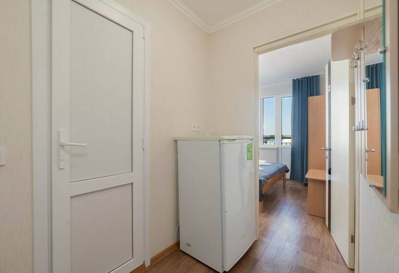 اتاق خانوادگی, Pansionat Nikolaev