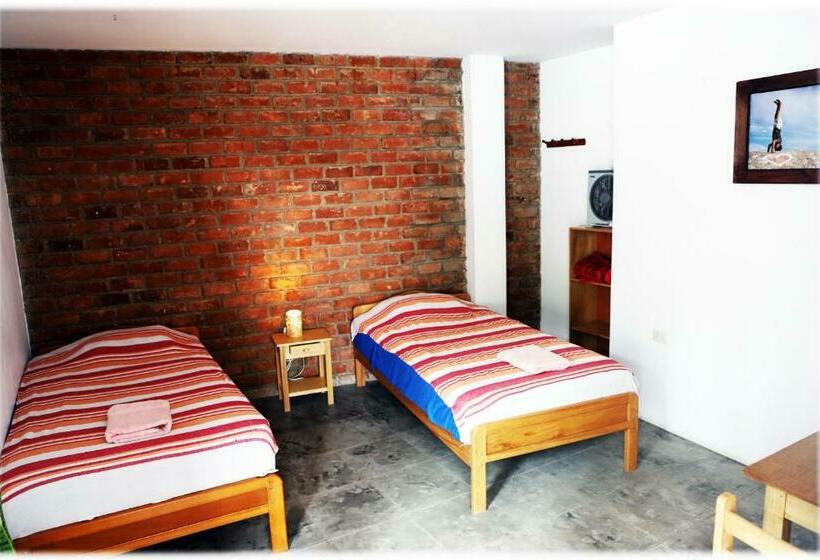 バス共有のスタンダードルーム, Atma Hostel & Yoga