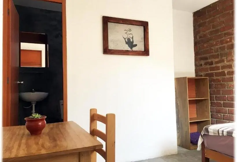 اتاق استاندارد یک نفره, Atma Hostel & Yoga