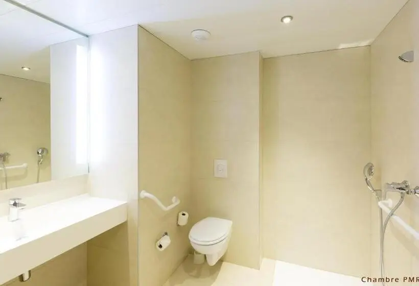 身障者適用スタンダードルーム, B&b Hotel Longwy Porte Du Luxembourg