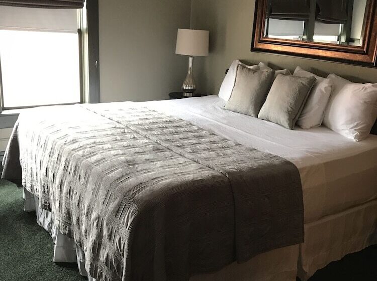 غرفة ديلوكس, Garza