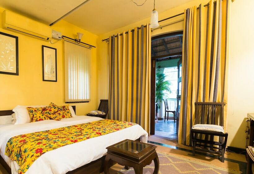 豪华单人间, Poorna Birdsong