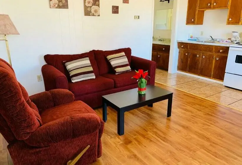 سوییت, Fair Isle Motel