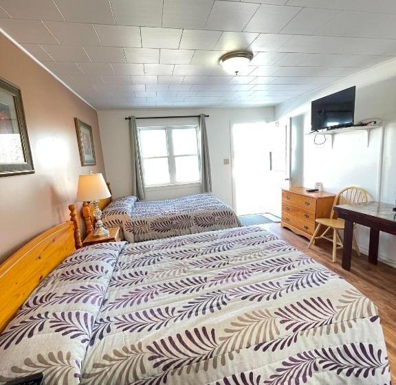 חדר סטנדרט, Fair Isle Motel