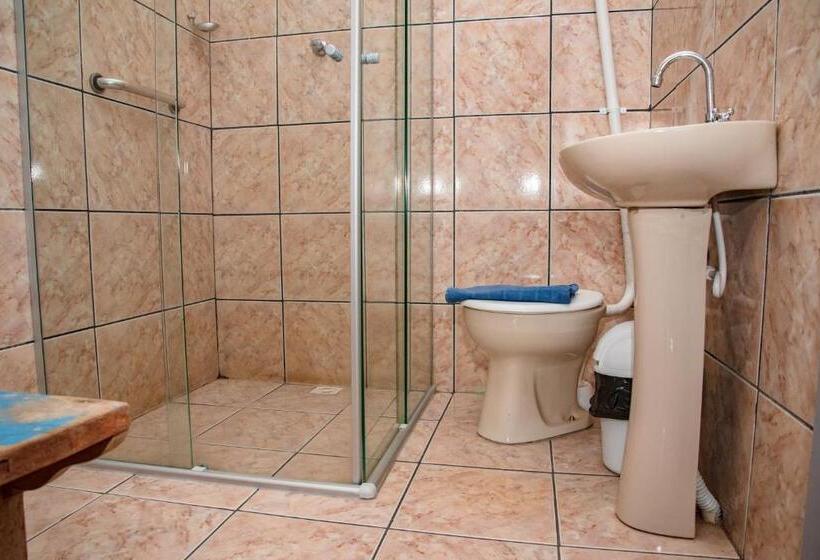 Pokój Trzyosobowy Klasyczny, Pousada Trilha Da Serra