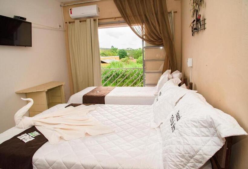 Pokój Superior Trzyosobowy, Pousada Trilha Da Serra