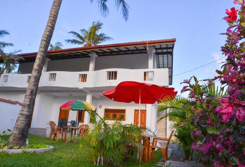 디럭스 테라스 룸 바다 전망, The Swiss Lankan