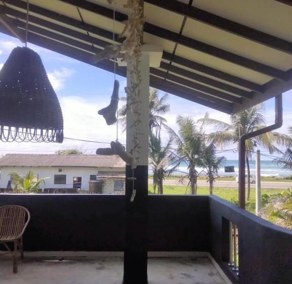 디럭스 룸 바다 전망, The Swiss Lankan