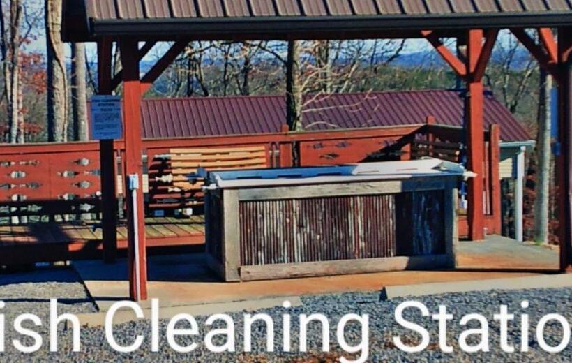 חדר סטנדרט נוף לבריכה, Timber Pointe Resort