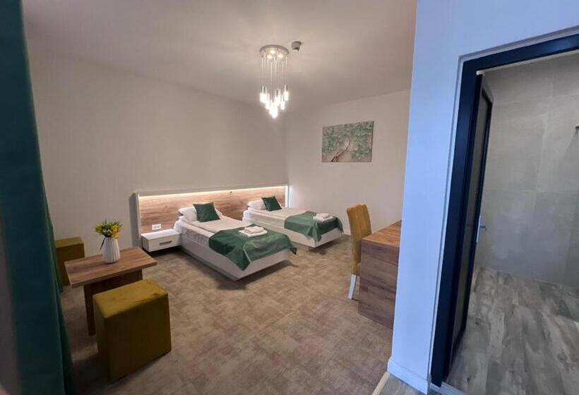 غرفة قياسية, La Chambre