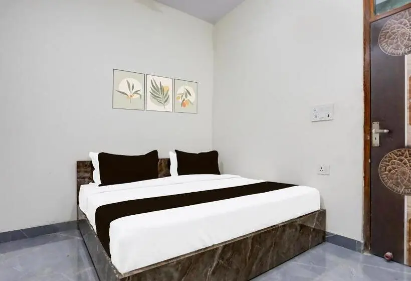Classic Kolmen Hengen Huone, Super Hotel O Kalka
