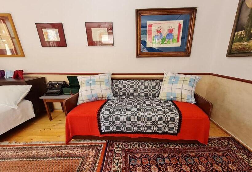 اتاق استاندارد با سرویس بهداشتی مشترک, Casa Mia Camera Verde