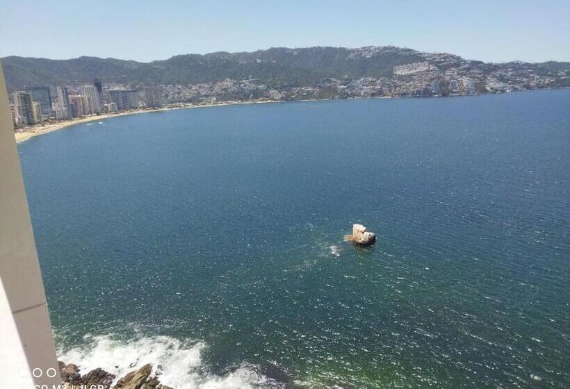 חדר סטנדרט עם מרפסת, Playa Dorada Condominio Torres Gemelas