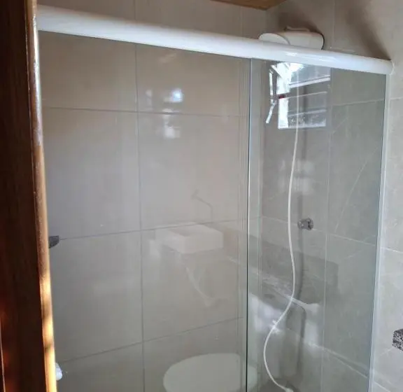 スタンダードルーム, Suíte Casa De Luz Lar Na Serra Quarto 03