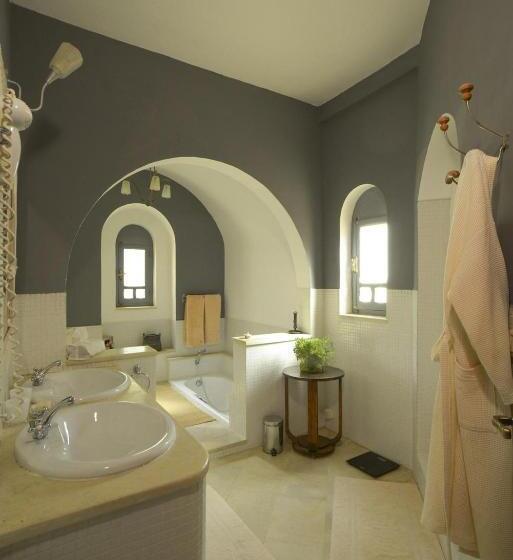 חדר דלוקס, Dar Tozria