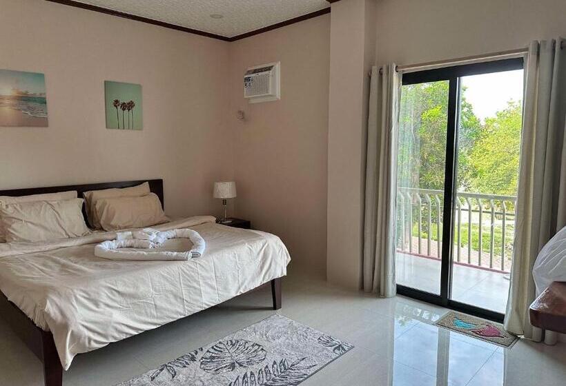 Семейный Номер, Shas Resort