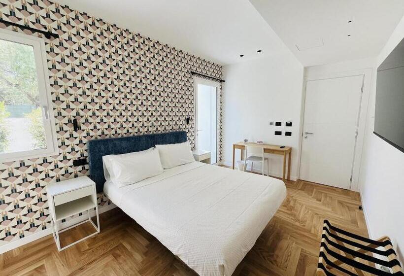 Номер Стандарт с Террасой, Marina Boutique Rooms