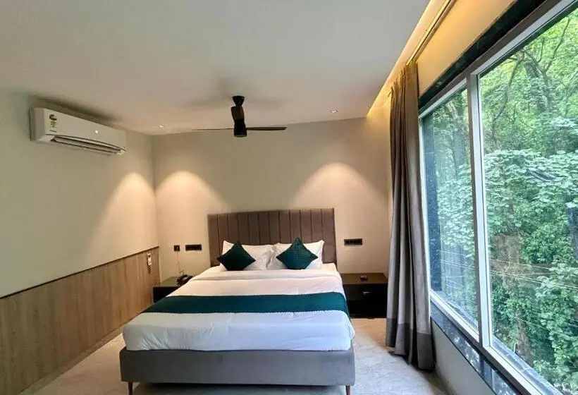デラックスルーム, Divine River Resort By Dls Hotels