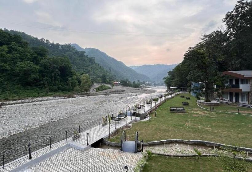 كابينة, Divine River Resort By Dls Hotels