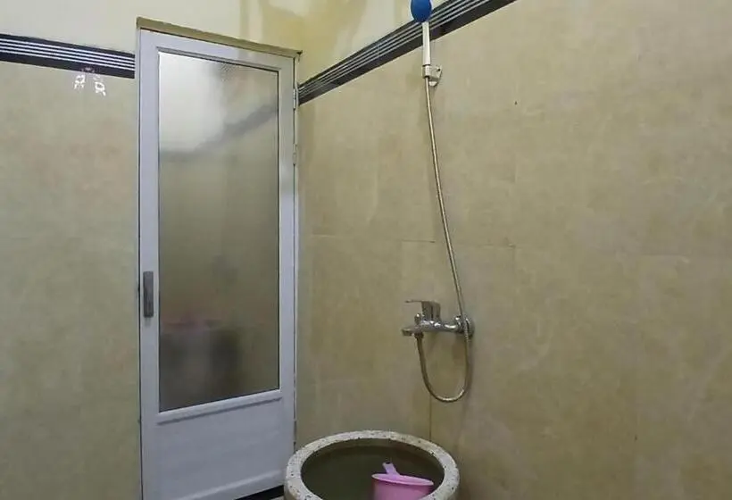 スタンダードルーム, Reddoorz At Dien Homestay Syariah Alun Alun Pasuruan