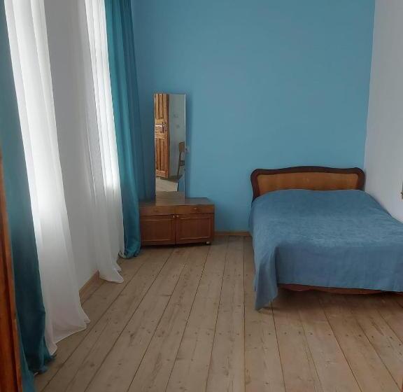 اتاق استاندارد یک نفره, Cozy Qorte
