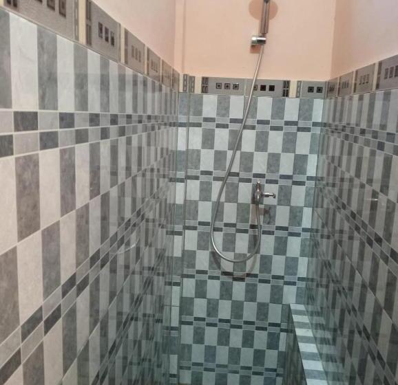 デラックスルーム, Dewana Villa Balad