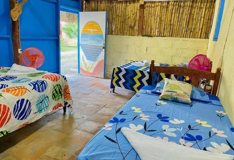 ファミリールーム, Room In Guest Room Cabana For 5 People And Pool