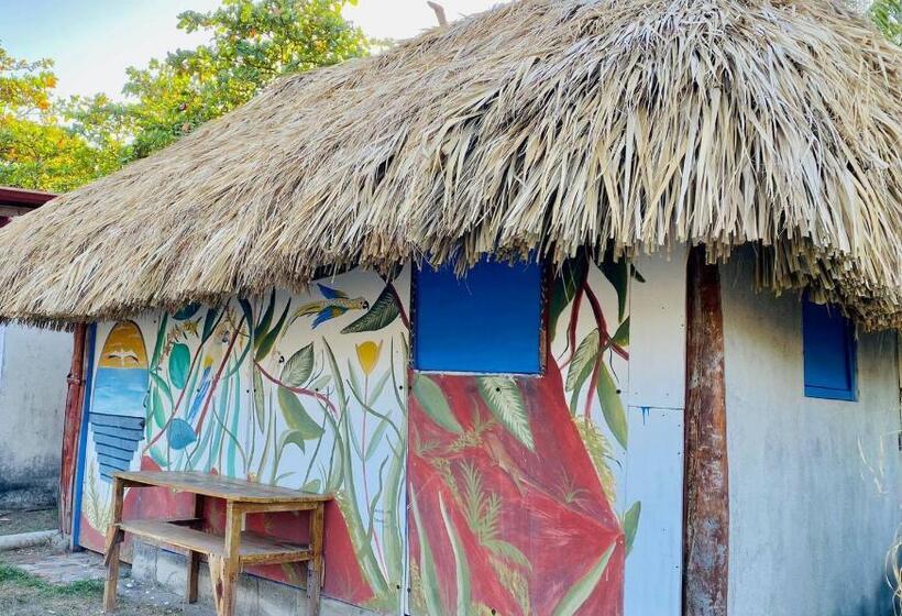 اتاق خانوادگی, Room In Guest Room Cabana For 5 People And Pool