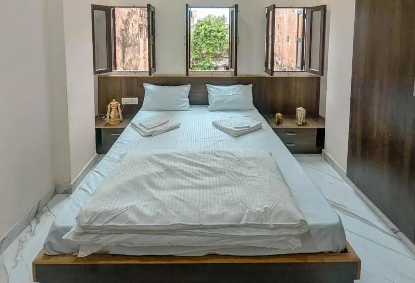 اتاق لوکس, The Pink Nest   Backpackers Abode