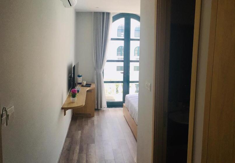 اتاق سوپریور با تخت بزرگ, Queen Ht Phú Quốc