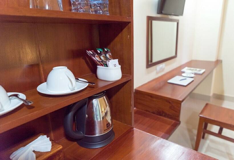 Deluxe Room, Centrana