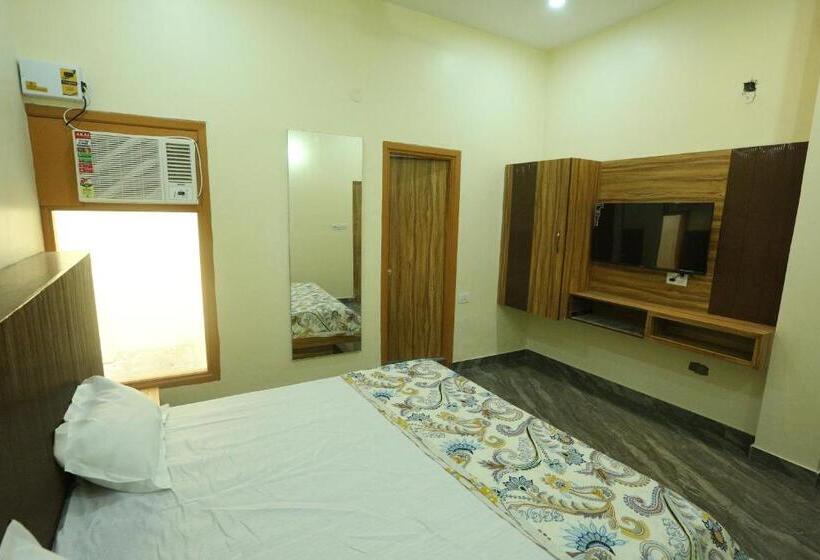 デラックスルーム, Leo Inn
