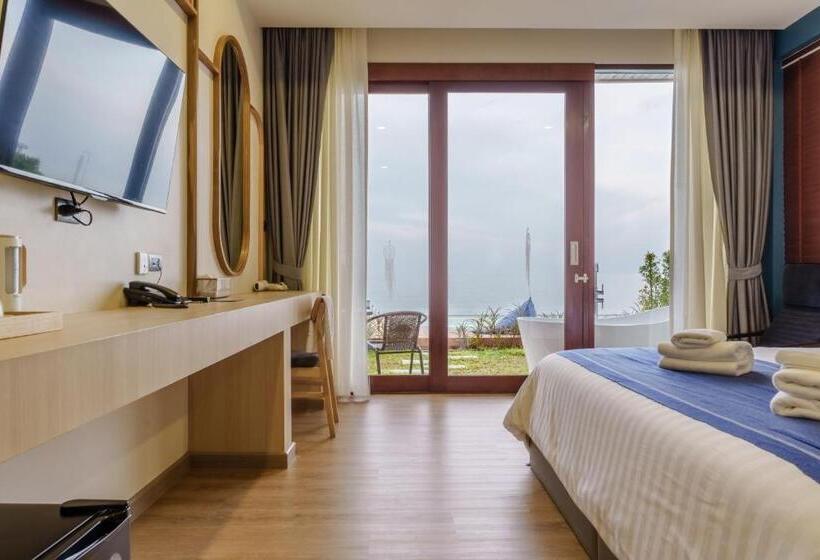 Chambre Deluxe Vue Mer avec Balcon, เดอะซีน คาบาน่า บีช รีสอร์ท ขนอม The Scene Cabana Beach Resort Khanom