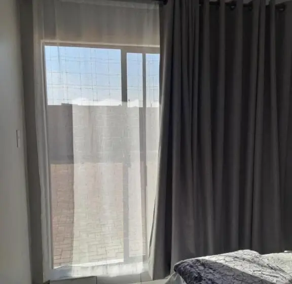 スタンダードルーム, Randhart Guesthouse