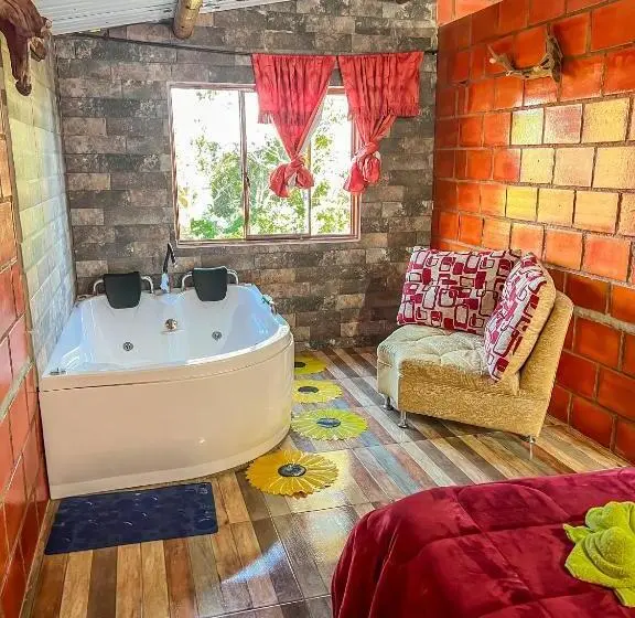 ハイドロマッサージバス付きスイート, Cabañas Y Glamping Colinas De San Diego