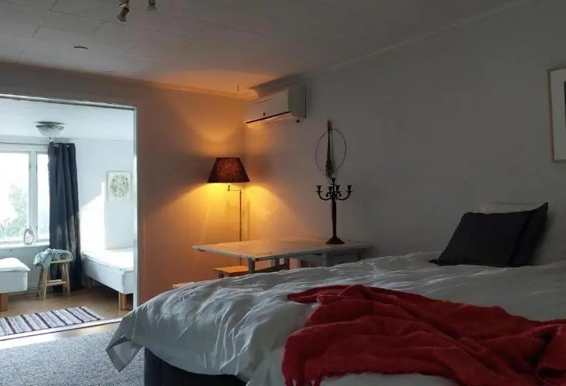 浴室共有スタンダード４人用ルーム, Magnoliabackens Bed And Breakfast